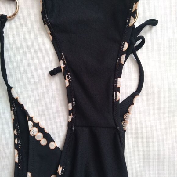 Red Carter Black Chevron Pearls Print Cheeky Bikini Bottoms Women's Size Medium - Picture 7 of 13